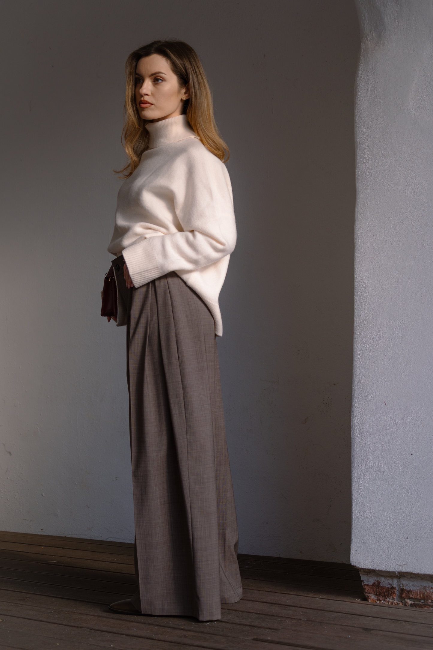 COFFEE DOUBLE PLEATED TROUSERS