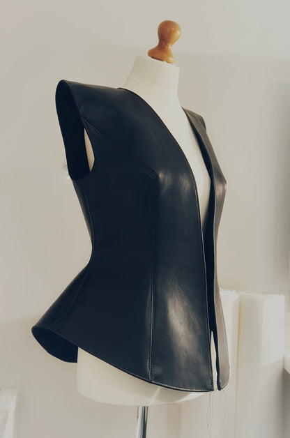 STRUCTURED LEATHER VEST