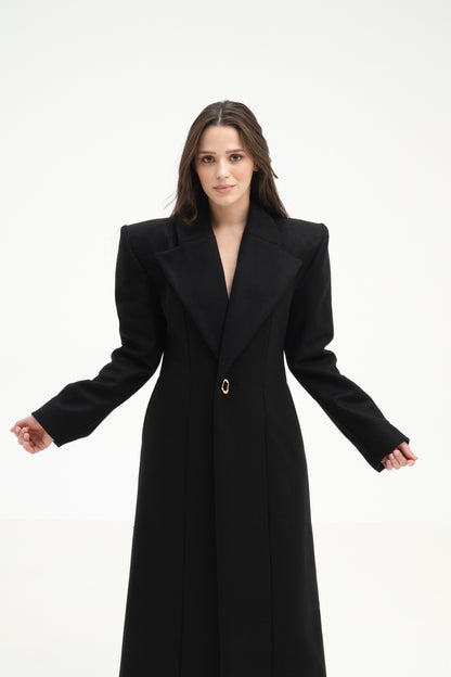 BLACK COAT IN VIRGIN WOOL AND CASHMERE